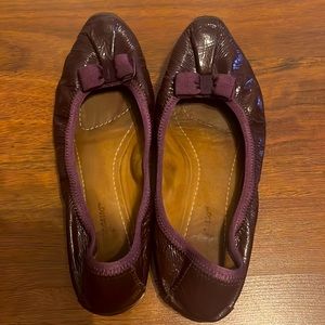 Salvatore Ferragamo scrunchie flat size 8